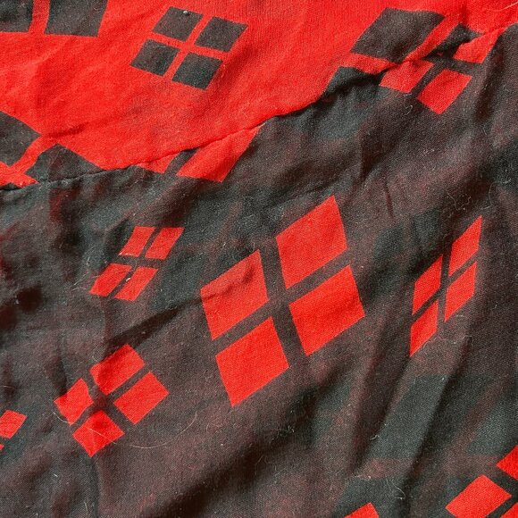 Harley Quinn Infinity Fashion Scarves - Picture 4 of 7